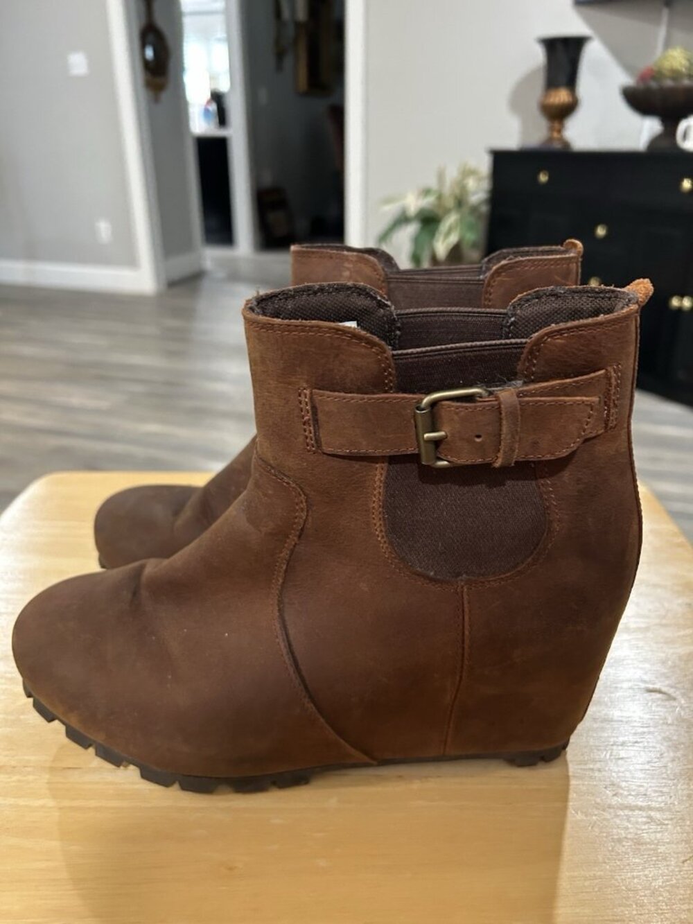 Merrell Boots Ladies 8.5